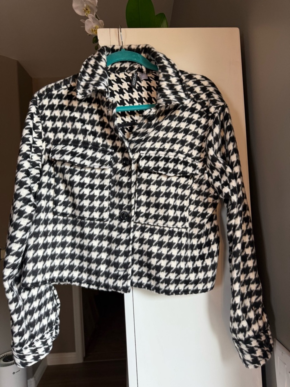 Divided by H&M Black & White Houndstooth Women's Jacket